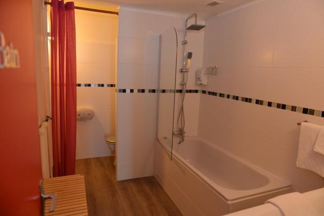 Hotel Colisee - Verdun Montpellier Buitenkant foto
